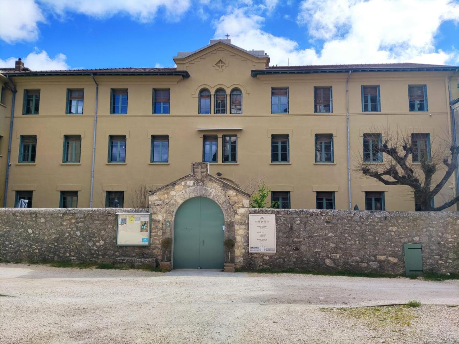 Viviers Gite D'Etape Et De Groupe Du Clos Saint Roch מראה חיצוני תמונה